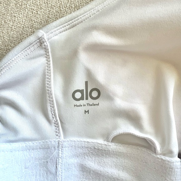 ALO Yoga Alosoft courtside tennis dress with half zip - Picture 6 of 8